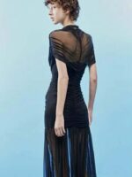 Φόρεμα με διαφάνεια